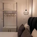 Crown Hf Apartament Ksamil