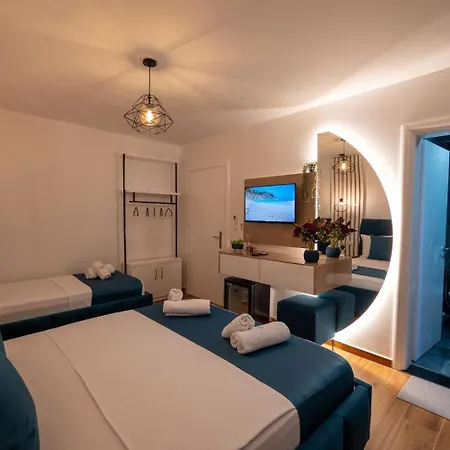 Crown Hf Apartment Ksamil