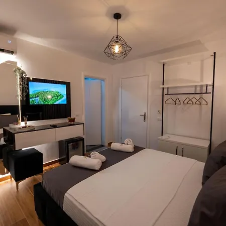 Apartment Crown Hf Ksamil